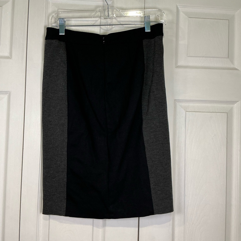 🩷 Ann Taylor Black and Gray Pencil Skirt Stretch - Size 6 (01185) - Picture 2 of 5